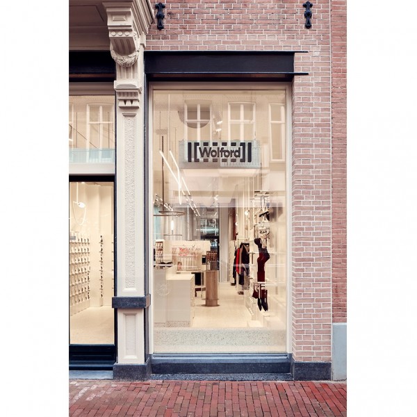 Retaildesign: Wolford flagshipstore Amsterdam