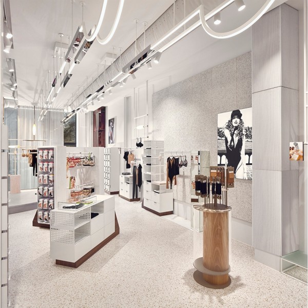 Retaildesign: Wolford flagshipstore Amsterdam